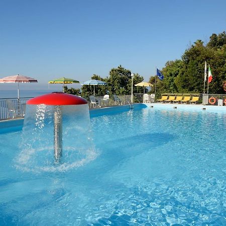 Casa Fatebenefratelli Hotel Varazze Buitenkant foto
