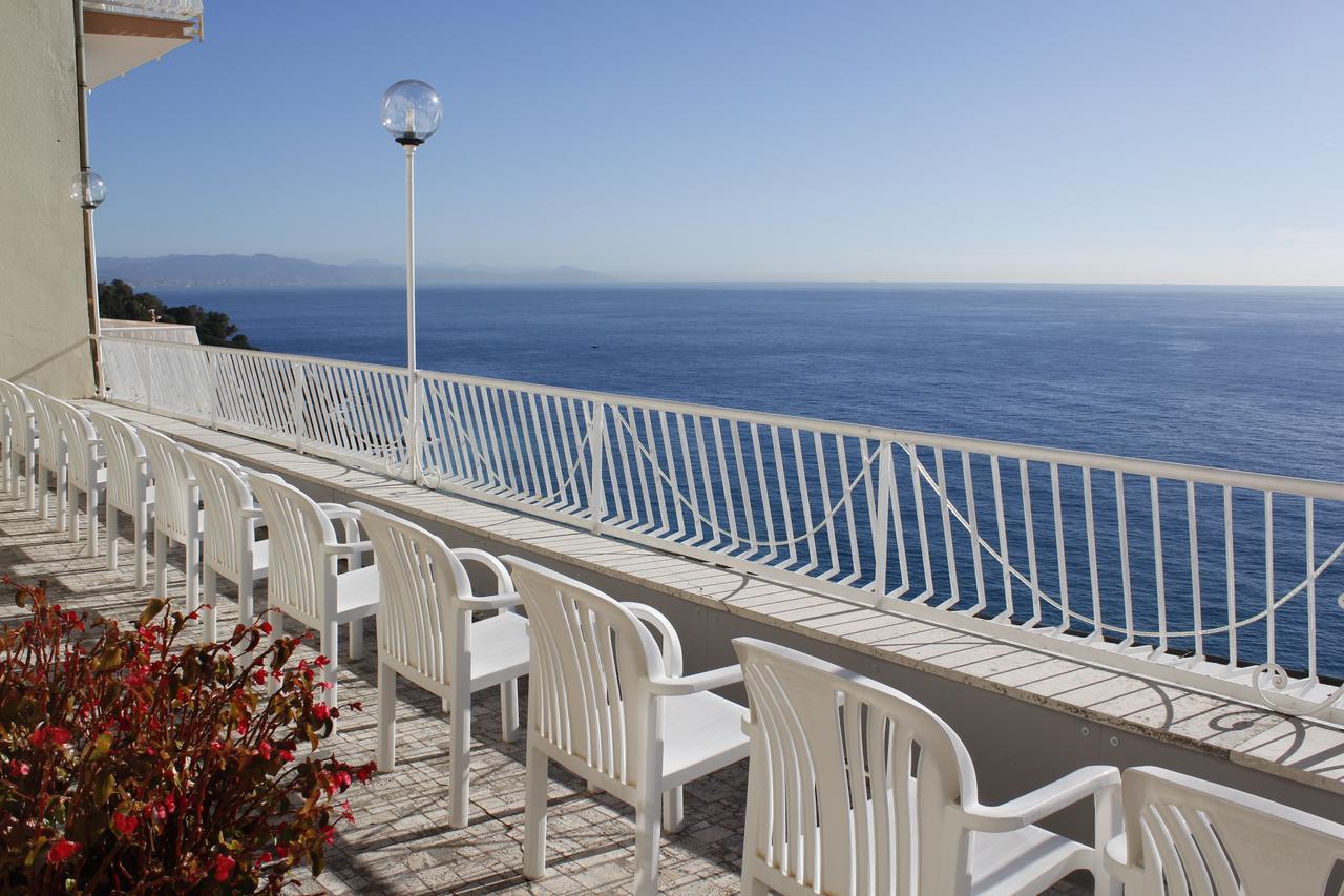 Casa Fatebenefratelli Hotel Varazze Buitenkant foto