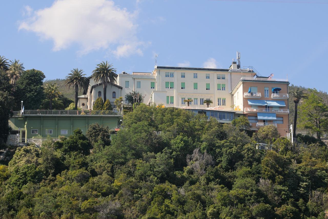 Casa Fatebenefratelli Hotel Varazze Buitenkant foto